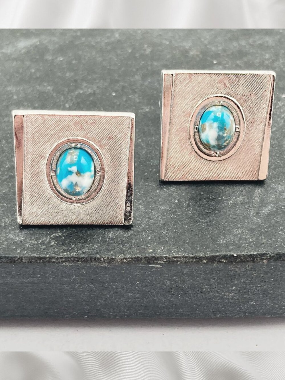 ANSON Vintage gold flecked turquoise lucite silver tone metal square cuff links